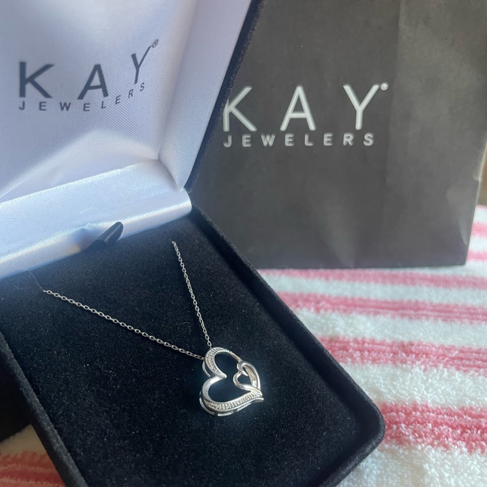 Kay Jewelers Silver Heart Pendant Necklace